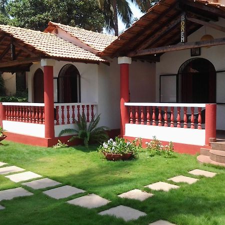 Starco Hotel Anjuna Bagian luar foto