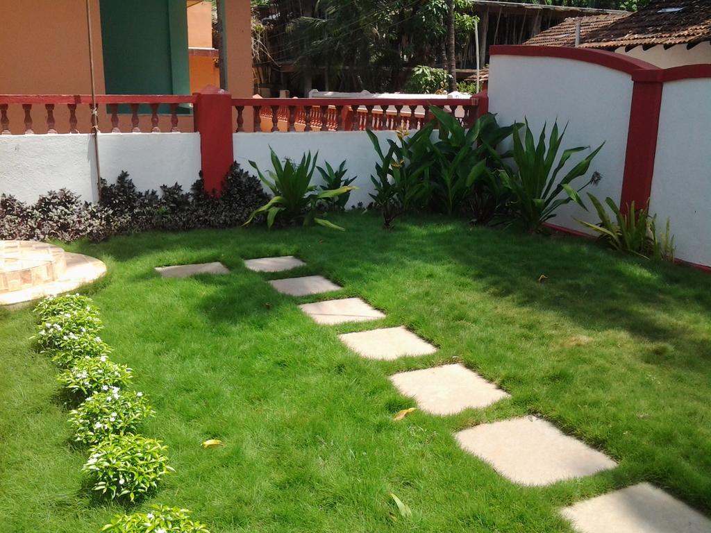 Starco Hotel Anjuna Bagian luar foto