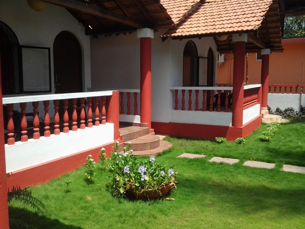 Starco Hotel Anjuna Bagian luar foto
